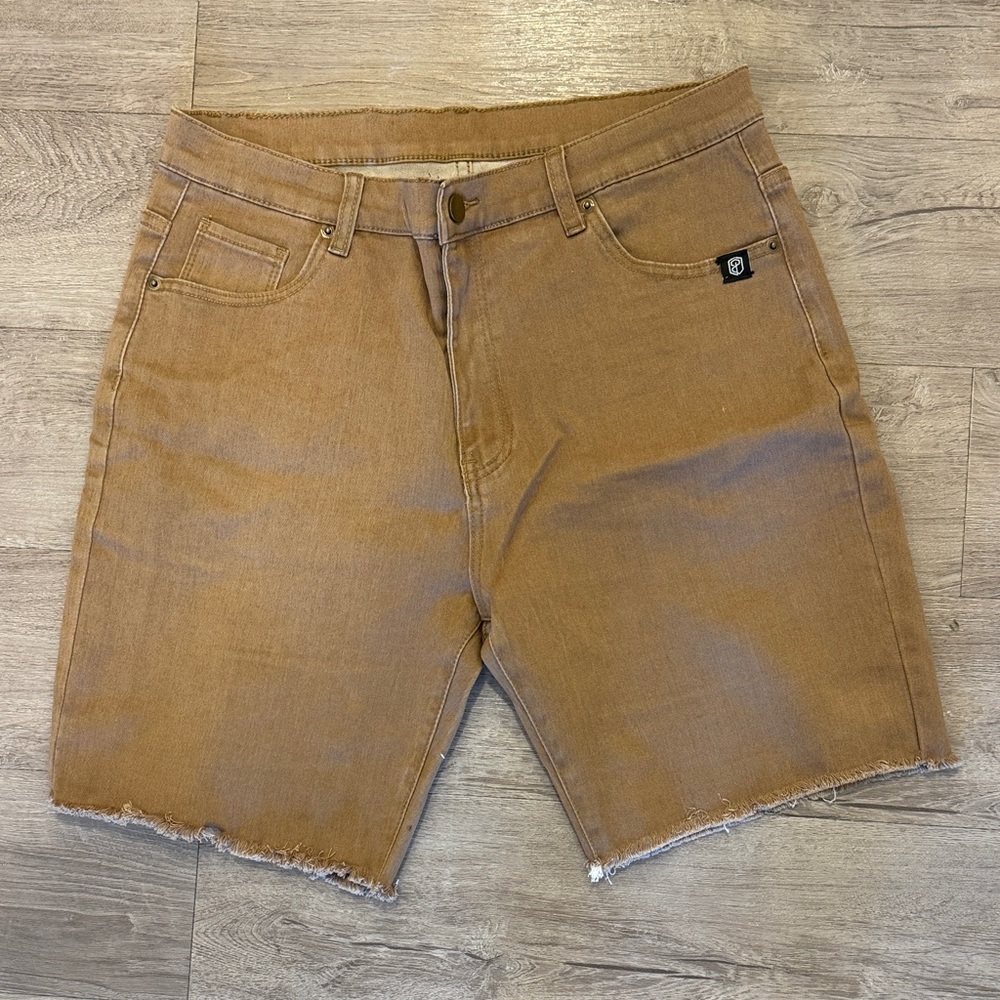 Born Primitive skinny jorts. Size XL (34-36)